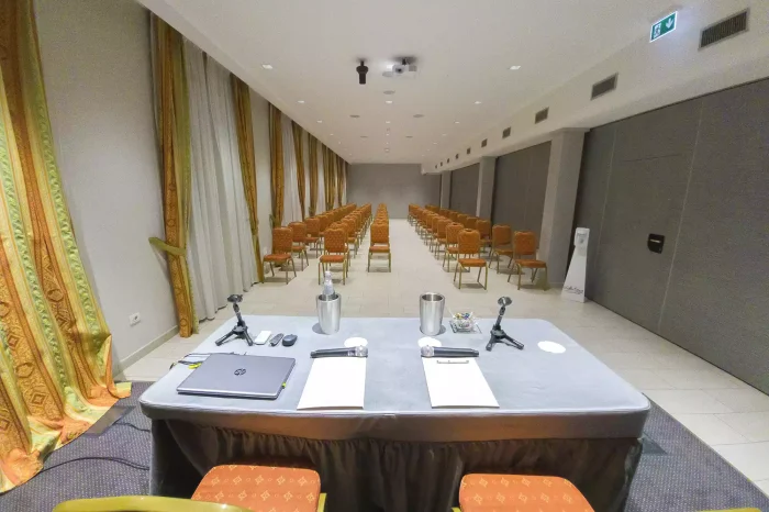 Sala meeting Sala meeting