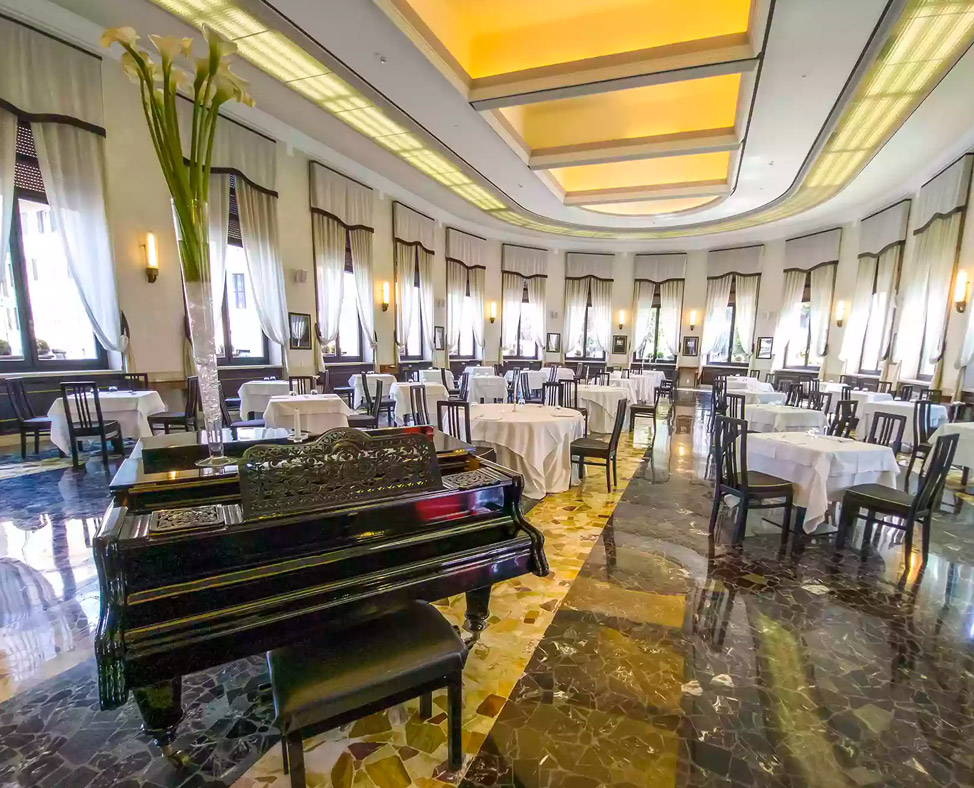 Grand Hotel con Sala Meeting
